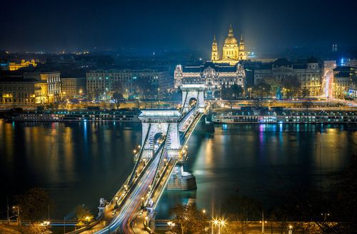 landscapelifescape:  Budapest, Hungary (by John &amp; Tina Reid) 
