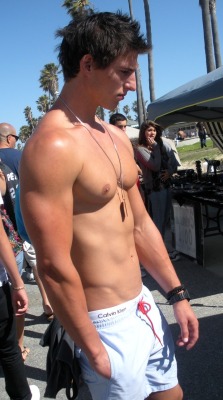 uclafratboy:  Hot frat bro at Venice Beach.