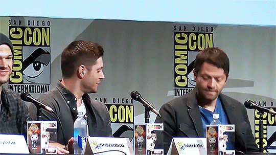 deanxbean:  Jensen totally needed to check that out