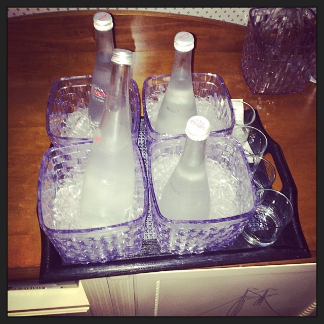 shanedawsonblog:  I asked for 4 bottles of water. They must think I’m a rapper.