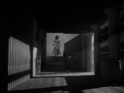 tipsonradiance: Secret Beyond the Door (Fritz Lang, 1947) joan bennett as gothic heroine in a psycho