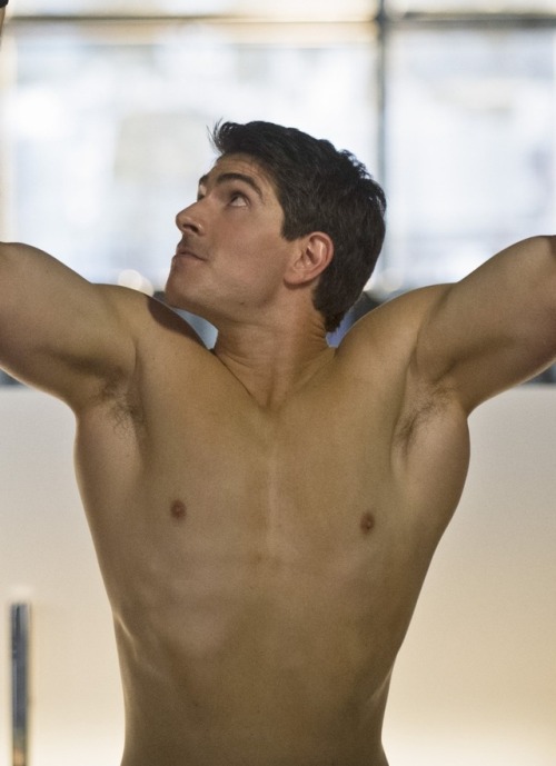superrouth:Brandon Routh on the salmon ladder.