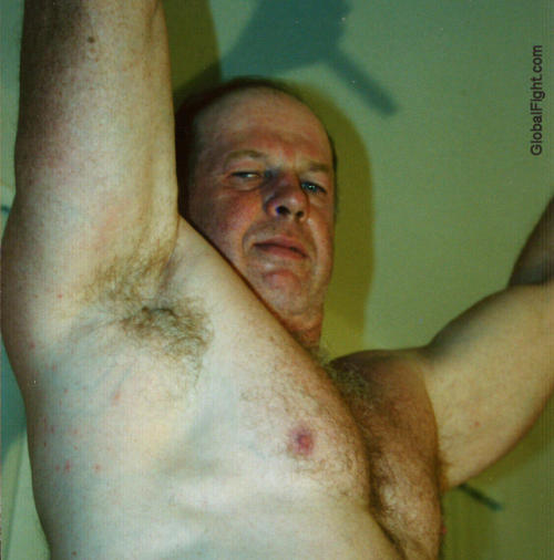 Hairy Musclebear Silverdaddy VIEW HIS NUDIST PICS of himself on his homepage at GLOBALFIGHT.com top 