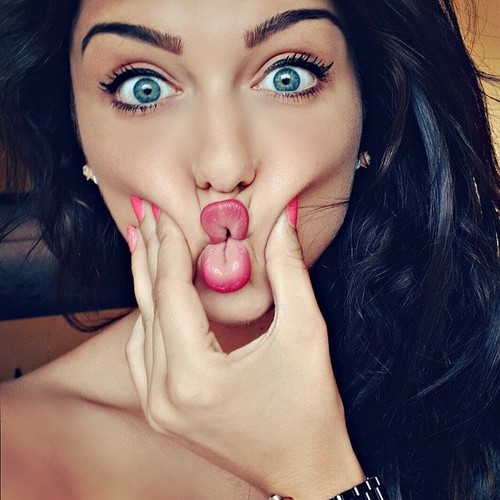 dopegyaaal:  http://dopegyaaal.tumblr.com