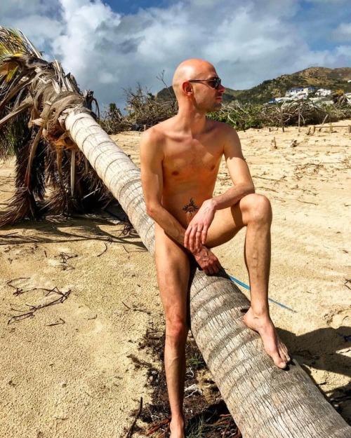 |Alex| Well, after a 6-month absence, we are back on the island #naturistbeach #nudistbeach #nakedat