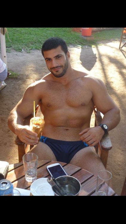 chilliwikiursos:  Chilliwiki Blogs: Blog | Belos Homens (Hot men) | Cuecas (Underwear) | Desenhos (Drawing) | Ursos (Bears) | Hot Chilliwiki (Adult) 