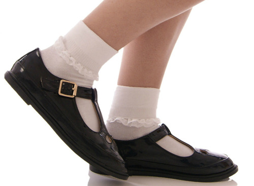 nymphetfashion:Mary Janes (Also in coral, nude & turquoise)