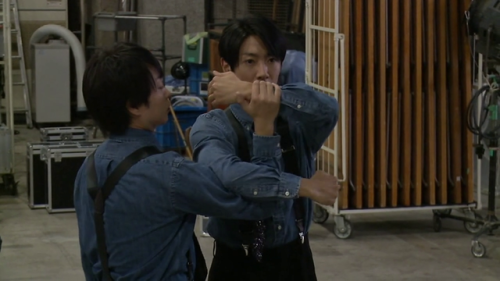 angelotaku:Liked this part (^3^)~❤ All I see is Sakuraiba mating dance..LOL