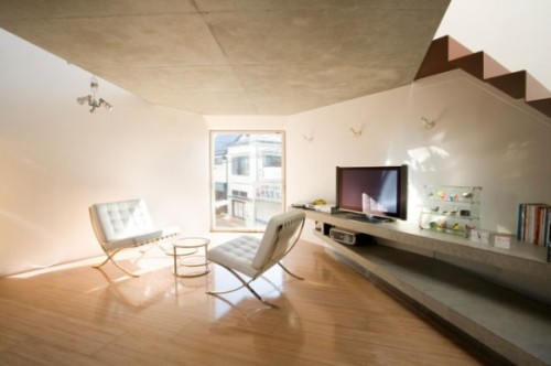Cute Space Saving House In Tokyo