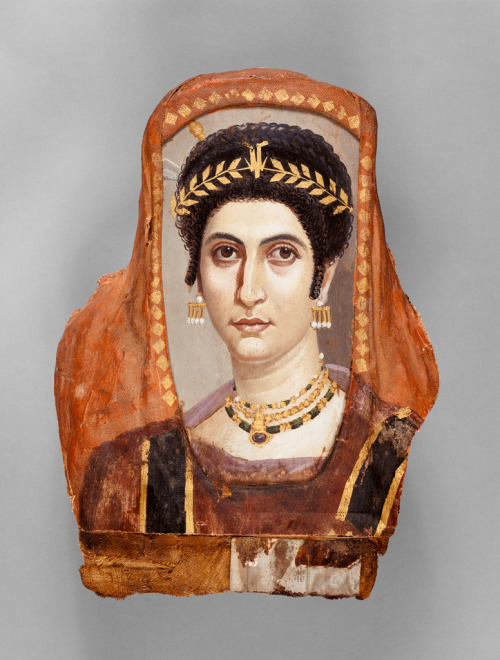 theancientwayoflife:~Mummy Portrait of a Woman.Artist/Maker: Attributed to the Isidora Master (Roman