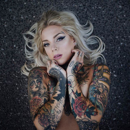 itsall1nk:  More Hot Tattoo Girls athttp://itsall1nk.tumblr.com