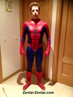 mr-zentai:  Spider-Man costume. Pretty cool!