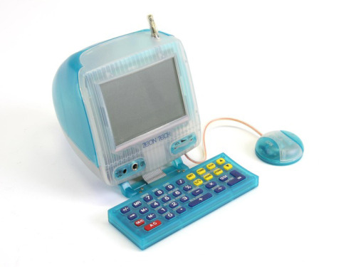 y2kaestheticinstitute:Zeon Tech MS-2000A calculator (2000)