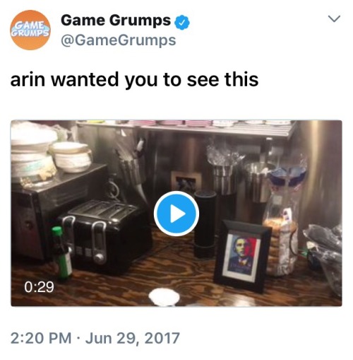 grumpy-pewdiplieyer:  “Michelle get in here, the Game Grumps have a framed picture of me saying ‘I’m gonna pre.’”