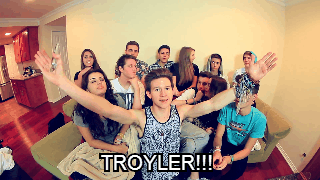 i3troyler:  Troye’s reaction to everyone shipping Troyler 