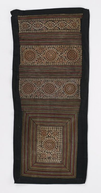 mia-asian-art: Zhaoton-style Loin Cloth, Date Unknown, Minneapolis Institute of Art: Chinese, South 