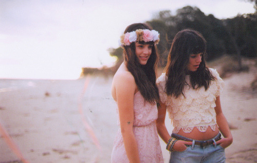 ✿ AWKWARD GIRL'S BLOG