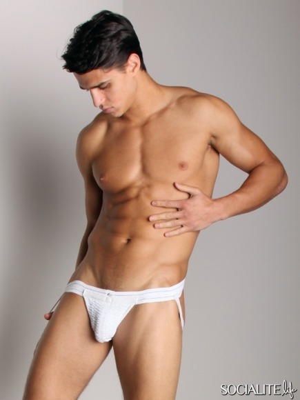 A Shirtless Joe LoCicero Poses In His Underwear For International Jock [PHOTOS]http://dynamic-model.blogspot.com.br/search/label/Joe%20LoCicerojfpb