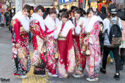 Tokyo-Fashion:  125 Pictures Of Beautiful Furisode Kimono On The Streets Of Shibuya