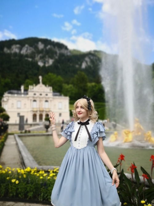 In June, I visited the Linderhof Palace. It was a magical walk in one of the most beautiful parks in