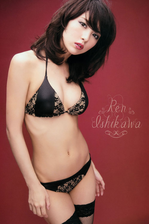 jumpinggirlsession:  Ren Ishikawa,石川恋 