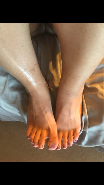 mybeautifulfeet2:Reblog and follow me if you like my feet ❤️❤️