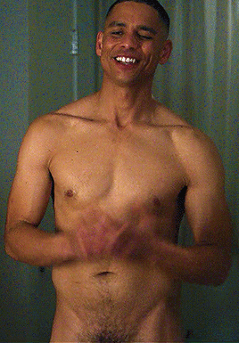 lovemedown:  CHARLIE BARNETTSpecial (2x01)