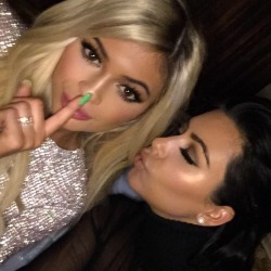 jenner-news:  Kim: “Bad bitch contest you’re in 1st place”