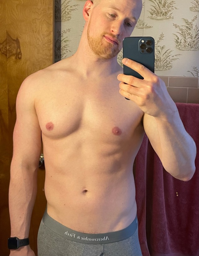 thegaymertrainer:Rest day from the gym, which means I have time to answer asks if