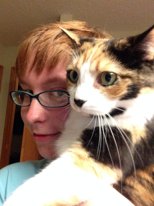 oblivionscall: Rosie! :3 (She doesn’t like taking selfies) mostlycatsmostly