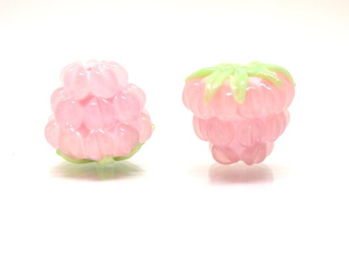 littlealienproducts:Glass Raspberry Beads by Oliverstar 