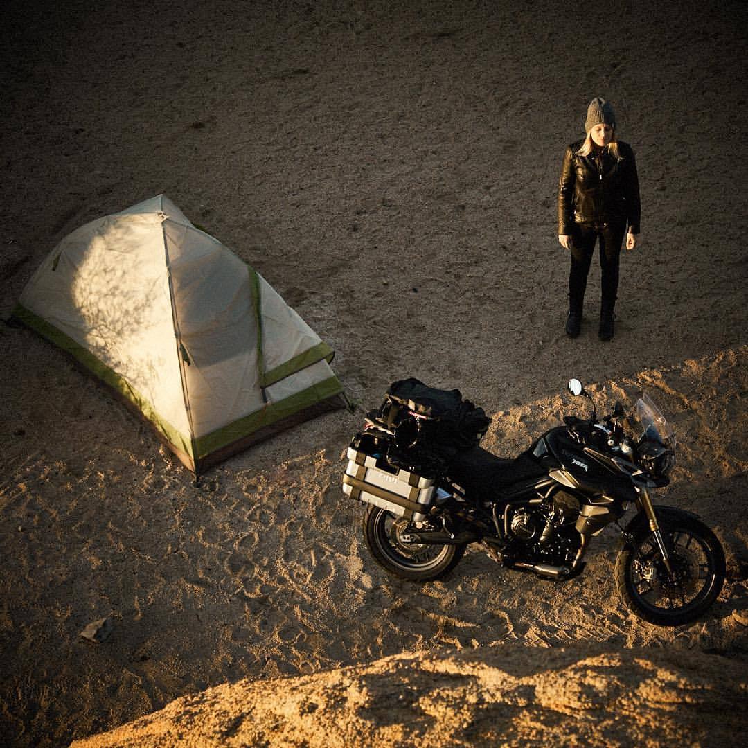 All this rain has me dreaming about warmer days and camping trips…. Point me towards the sun ➡️🌞
@jamieevavold
📷 @stanevansphoto
.
.
.
.
.
#triumph #tiger #weekend #motorcycles #bikes #adventure #explore #wandering #artdirection #j #art #beauty...