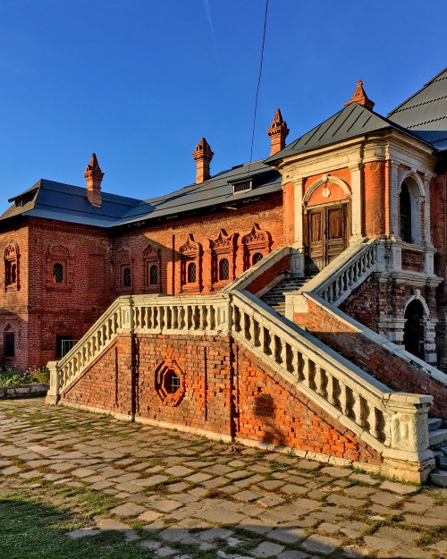 Krutitsky Patriarchal Metochion (Krutitskoye podvorie) in Moscow