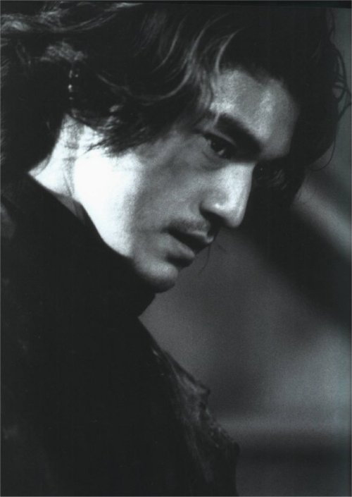 tiehsheng:takeshi kaneshiro in the returner porn pictures