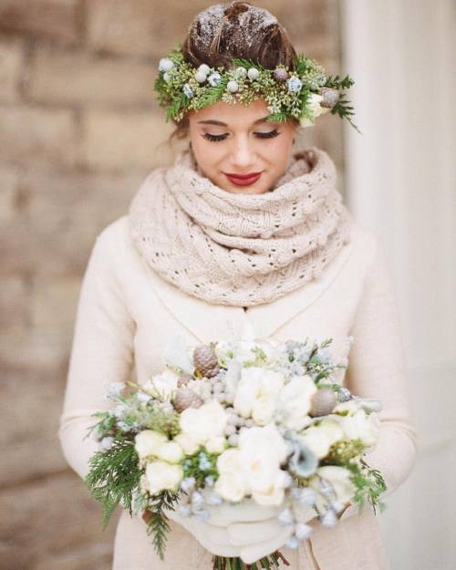 Winter bride #Regram @elizabethannedesigns One of our favorite #winter bridal looks from one of the 