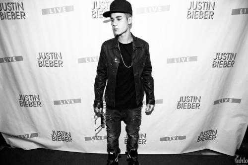 keeping-up-with-bieber:Team Bieber: From the vault, for you #TBT #TakeMeBack