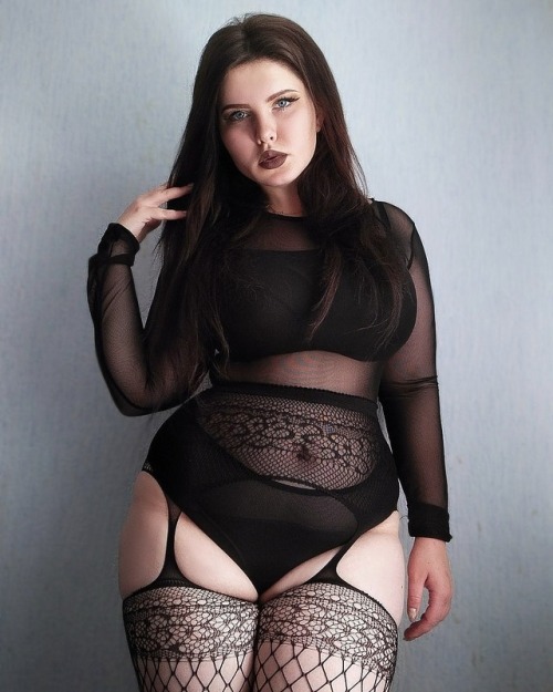 annabernadina:  Check out my Patreon for more - https://www.patreon.com/AnnaBernadina #plusizemodel #model #curvygirl #plussize #bigboobsgirls #bbwgirls #photosessions