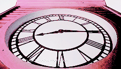 hotchocolatewithkillian:  make me choose → ouat or the flash?                                       