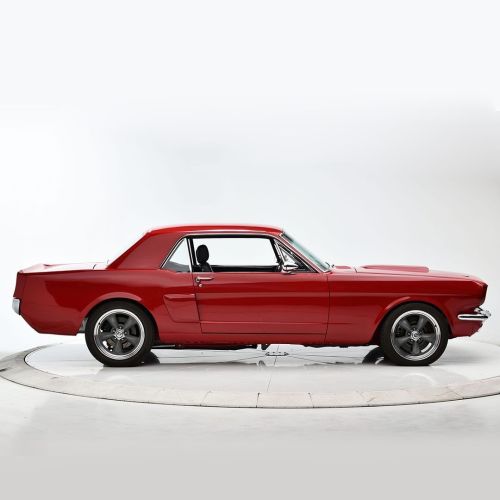 Porn utwo:  1966 Candy Apple Red  Ford Mustang photos