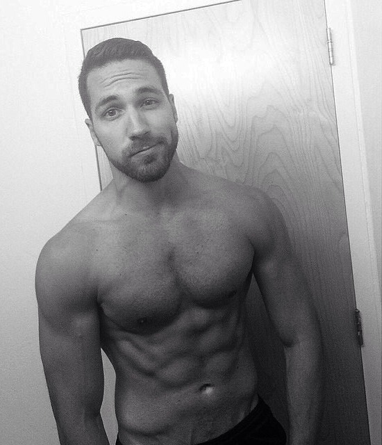 southernfratguy:  SouthernFratGuy • Me • InstaShowOffs