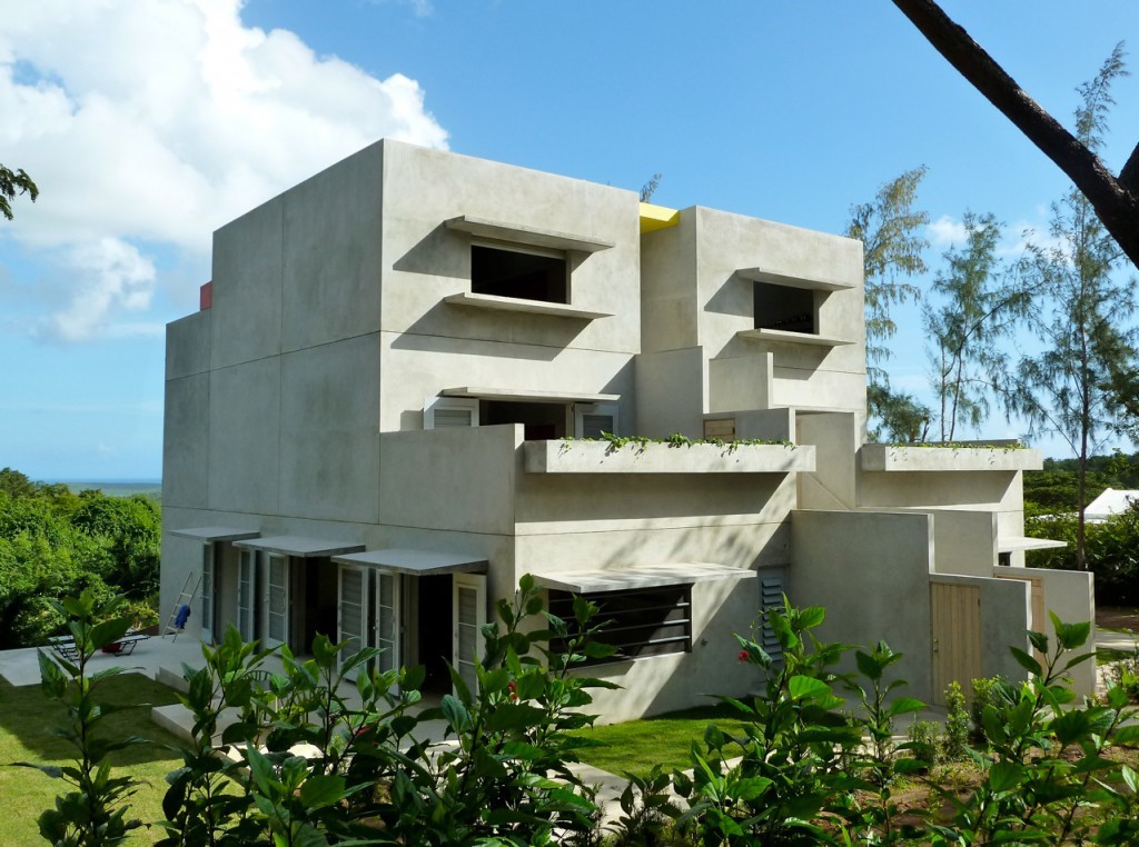 archatlas:      All-solar Guesthouse in Vieques, Puerto Rico  Hix Island House by