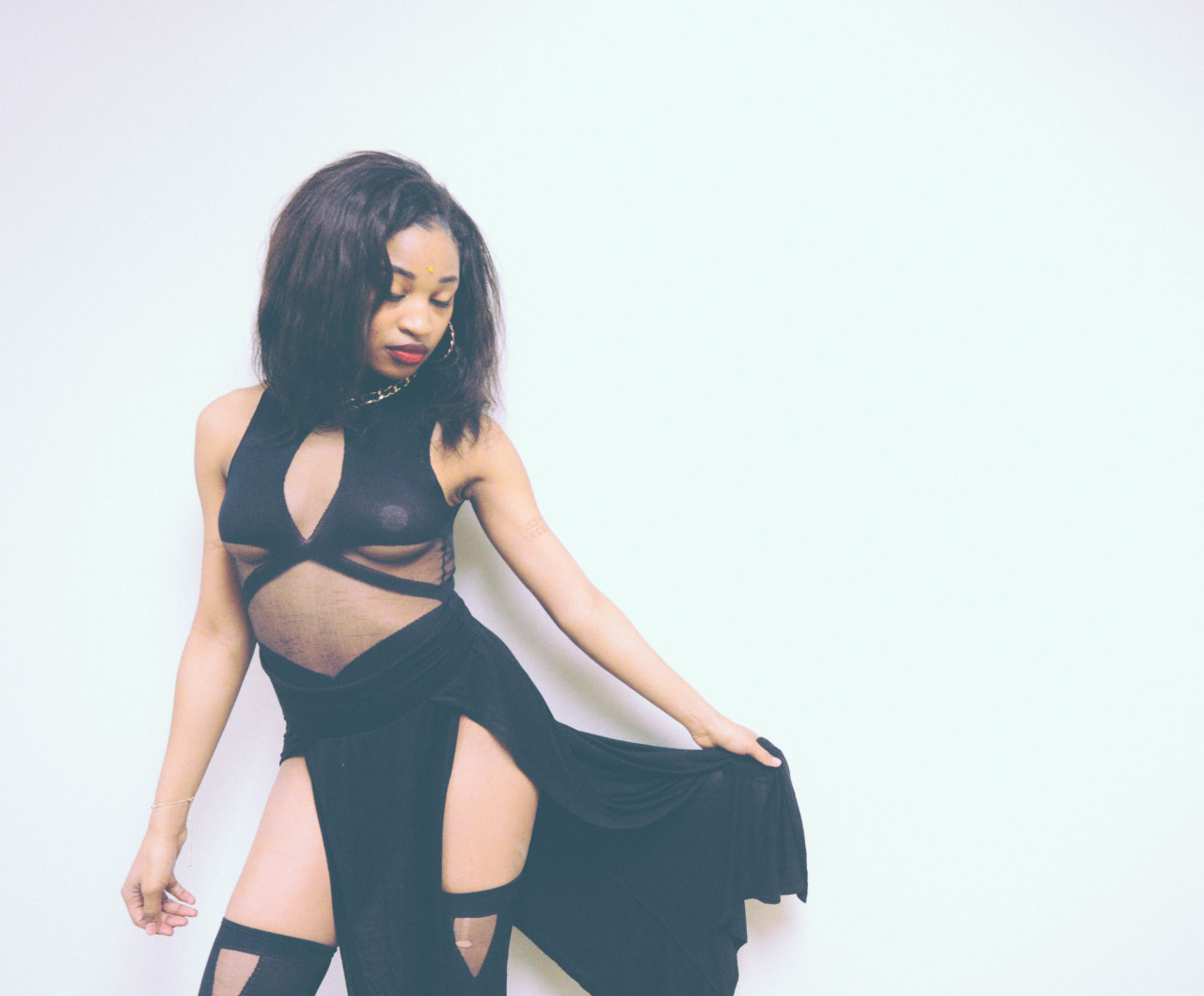 blackfashion:  The Black Empress PT2 Photograph by: FarmaWes Model: LetShaketaSpeak