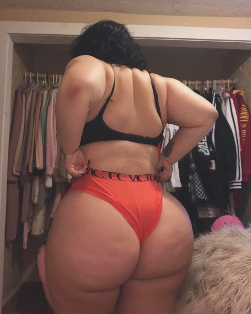 dj-bibbs:  Gabriella Lyrica   https://dj-bibbs.tumblr.com/