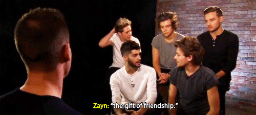 zaynsharold:  Q: You've got amazing gifts to give each-other for Christmas, what