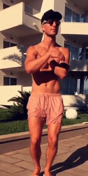 barefoot-scenes: Marcus Butler