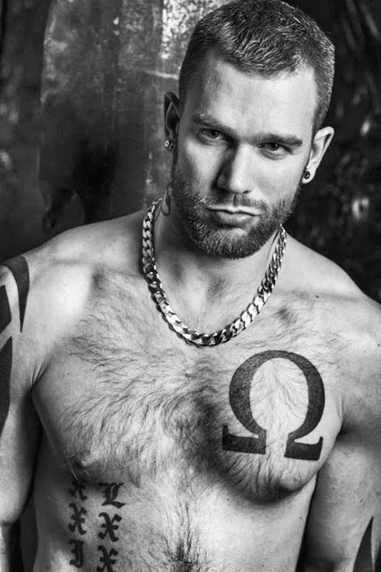 Follow my two hairy men blogs:http://sambrcln.tumblr.comhttp://hairysex.tumblr.com