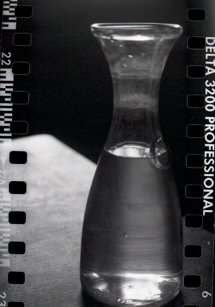 polaroidsandthoughts:
“whole width
35mm film spooled onto 120 spools and shot with Rollei SL66E
”