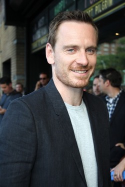 michaelfassyfastbender:  Michael Fassbender going to the frank premiere on aug 5th 2014 