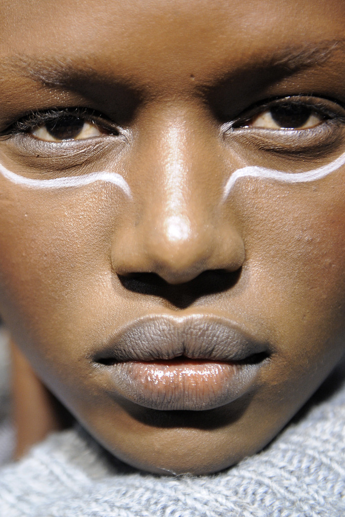 lelaid:  Ajak Deng backstage at Mugler F/W 2011