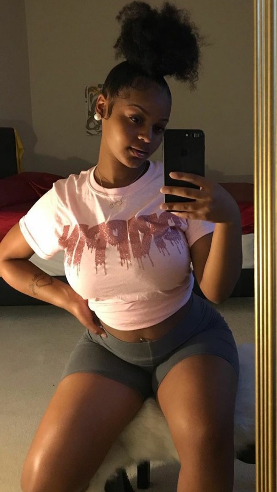 princejazziedad:DeliciouslySexy. Gorgeous. Curvy. Luscious Mami. Ms lul.sauce 🧡❤️💜